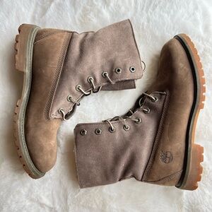 Timberland Women’s Taupe Suede Lace-Up Boots 7w